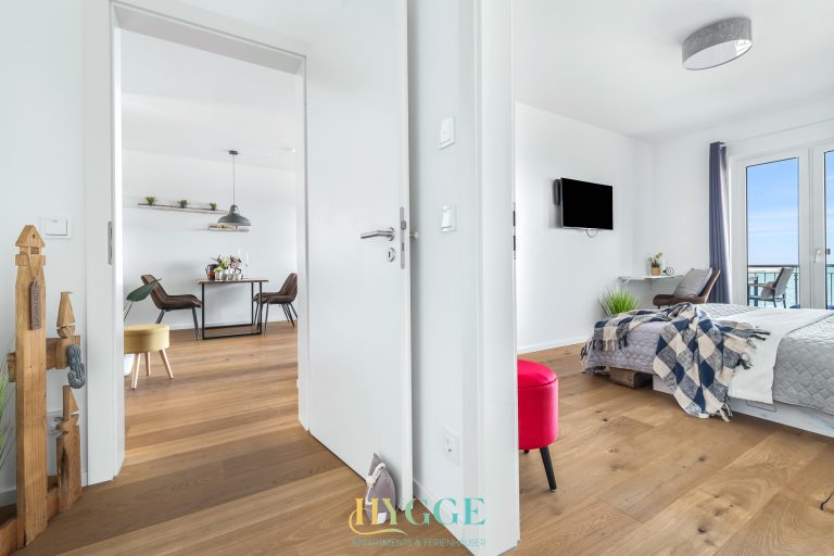 HYGGE_LODGE18_L18_3045_2048_mit_logo